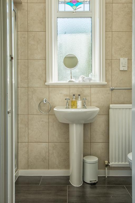 גרייט דנמאו Harwood House B&B חדר תמונה